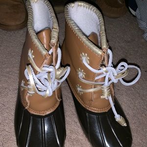 Jack Roger Duck Boots!!
